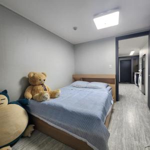 ,Daejeon ,Lotte Department Store ,Seongshimdang ,