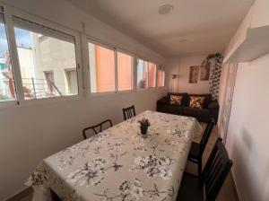 Apartamento Fira Barcelona, 20 Barcelona centro, 4 hab - 8 pers