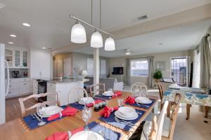 Oceanfront Escape Steps to Imperial Beach!