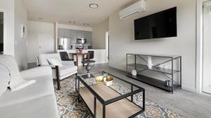 Landing Apartments - Marquam Heights