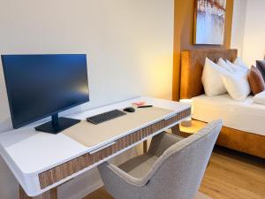 98 qm Loft I 8 Schlafplätze in bequemen Boxspringbetten I 2 Arbeitsplätze I WIFI & LAN I Fitness I Self Check-in