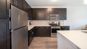 Landing Spectacular 1BD Clubhouse Gym