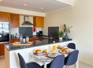 Two Bedroom Apartment with Sea Views in Albufeira