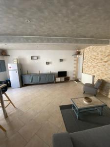 Maison chaleureuse en pleine campagne