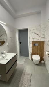 Apartament City Break, promenada przy jeziorze