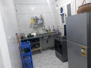 شقة بالعجمى خطوات للبحر