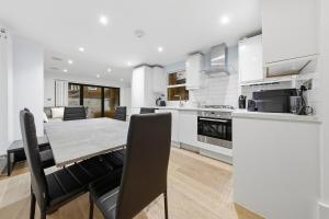 Luxury West Kensington Getaway