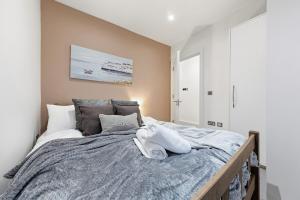 Luxury West Kensington Getaway