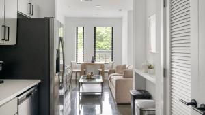 Landing Apartments - Standard Assembly