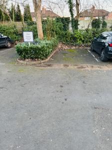 Luxury Stylish 2-Bed Apart with Office Pvt Entrance and Free Parking