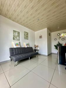 PURA VIDA AIRPORT STAY FREE SHUTTLe