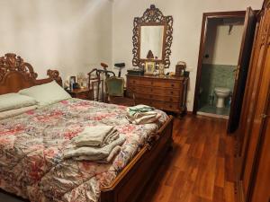 5 metro stop to colosseo