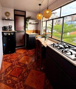 New, Modern and Private Apartment - 3 Min Plaza