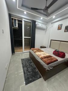 New Luxury 3BHK Near Yashobhoomi & Airport