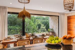 Jungle Penthouse w Sunset Rooftop Private Pool