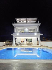 Mediterranean Sunrise Villa Protaras