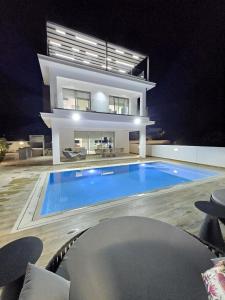 Mediterranean Sunrise Villa Protaras