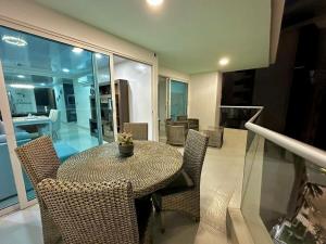 Apartamento de lujo vista al mar
