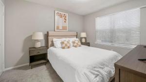 Landing Spectacular 1BD Pool Clubhouse