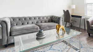 Landing Modern 2BD Pool Gym