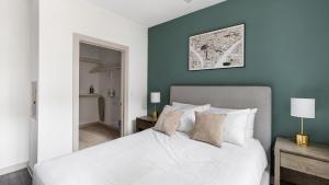 Landing Amazing 1BD Gym Pool