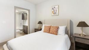 Landing Modern 2BD Clubhouse Gym