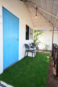Beachouse Beachfront Cottages And Suites