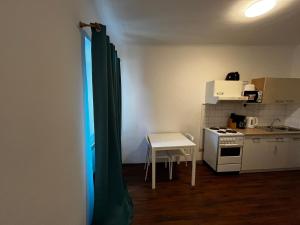 Helle DG-Wohnung in Wien I Ruhig, modern & zentral