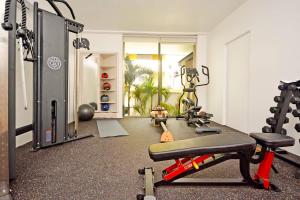 Mayan Monk Suite Serene Stay Near Beach & 5th Ave