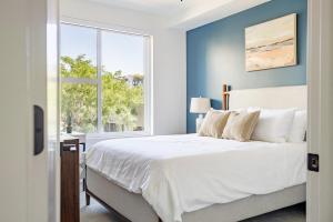 Landing Chic 2BD Gym Rooftop Lounge