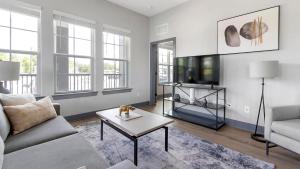 Landing Apartments - The Note