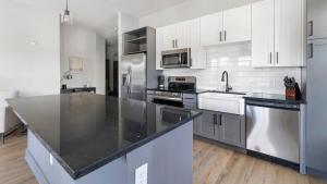 Landing Apartments - The Note