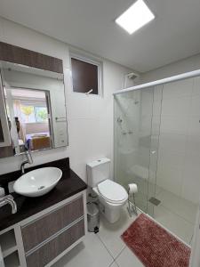 Apartamento Frente Piscina com Vista para o Mar