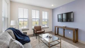 Landing Apartments - Atlas Bluewood