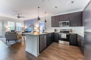 Landing Amazing 2BD in Kissimmee