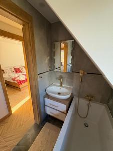 Apartamenty Słowianka-Chatka pod lasem