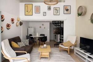 Loft next to hospitals