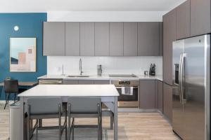 Landing Apartments - Modern Towers