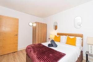 Amanah Properties - Skyline Hideaway 3BR City Views London Bridge