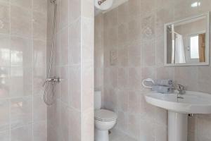 Apartamento con piscina compartida a 2 km de las playa