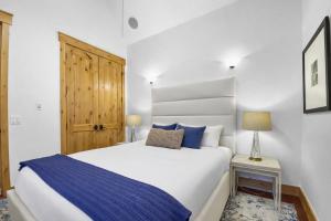 502 A Gold Coast! by SkyRun Park City