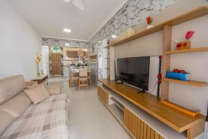 Apto com Garagem e Varanda a 450m da Praia