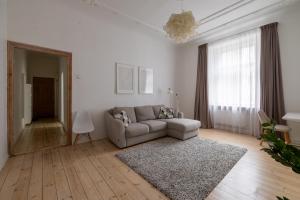 Cozy & Chic & Quiet - Embassy Area - Free Parking