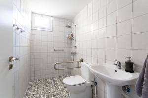 Coral Bay Sea Breeze Apartments - 2 Bedroom Apartment, Pegeia