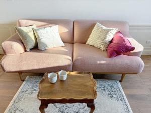 Le Pretty - T2 rénové vue château avec parking