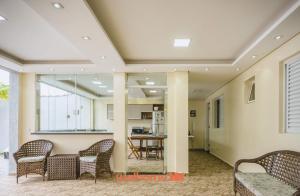 Casa em Bertioga com Piscina e Churrasqueira
