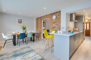 3 Bed in Padstow oc-p00504