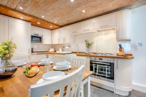 2 Bed in Padstow oc-p00505