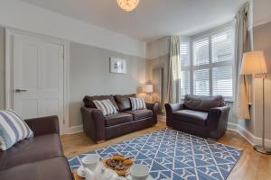 4 Bed in Padstow oc-p00718