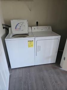 New Modern Comfort with Pool and Clubhouse